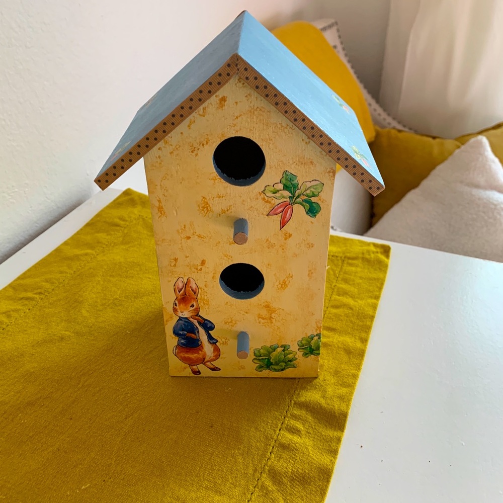 Peter Rabbit Easter decor